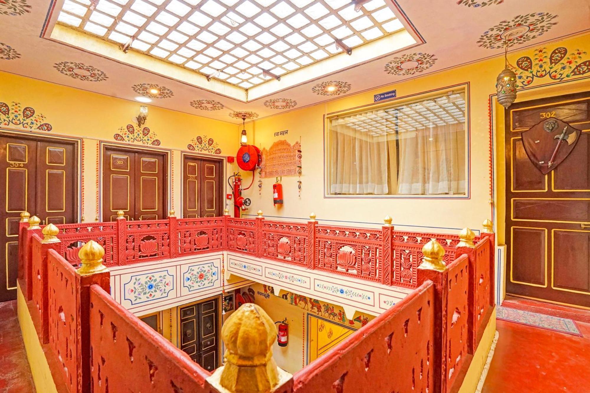 فندق Super Collection O Ramganj Near Hawa Mahal جايبور المظهر الخارجي الصورة
