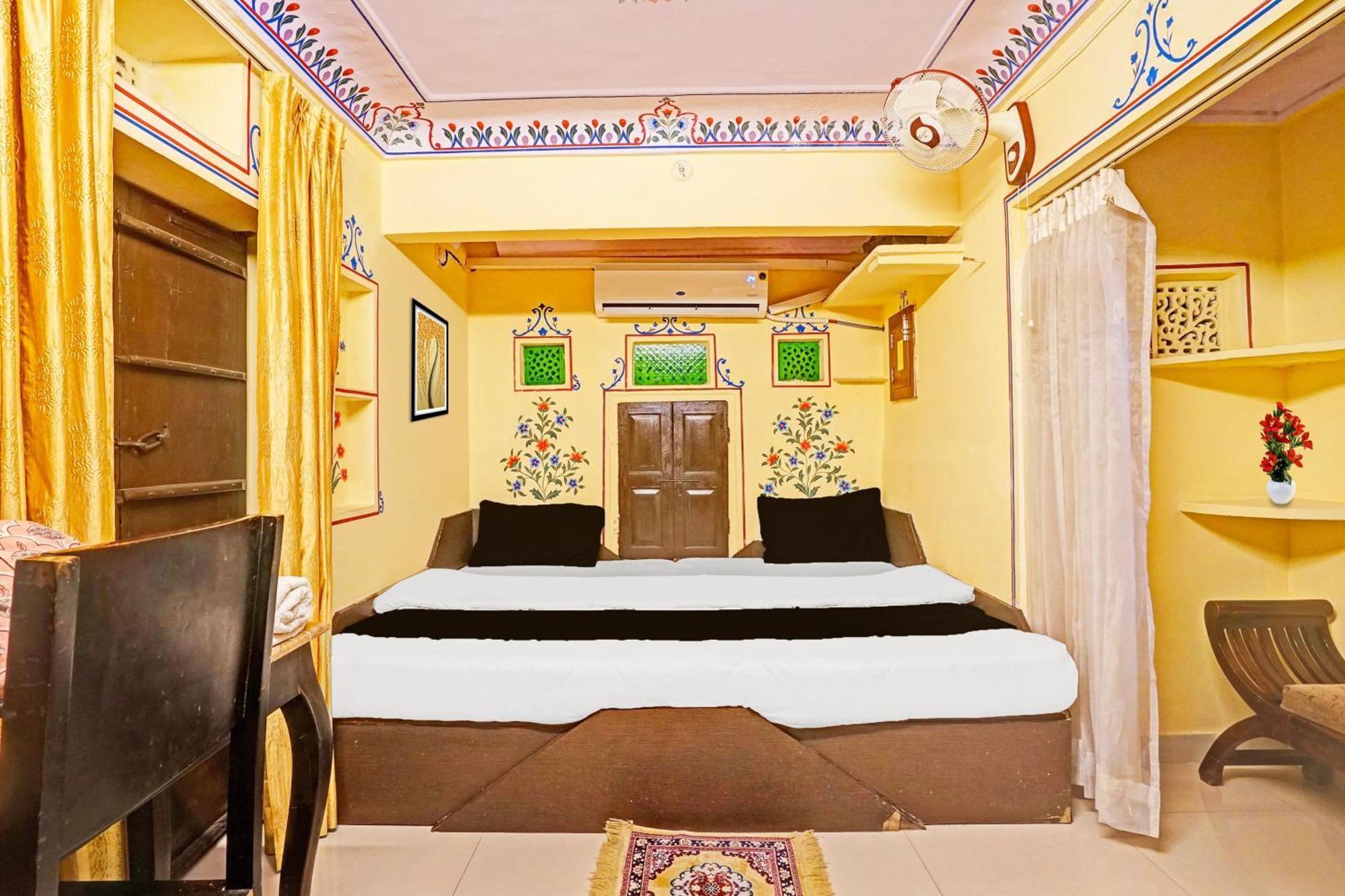 فندق Super Collection O Ramganj Near Hawa Mahal جايبور المظهر الخارجي الصورة