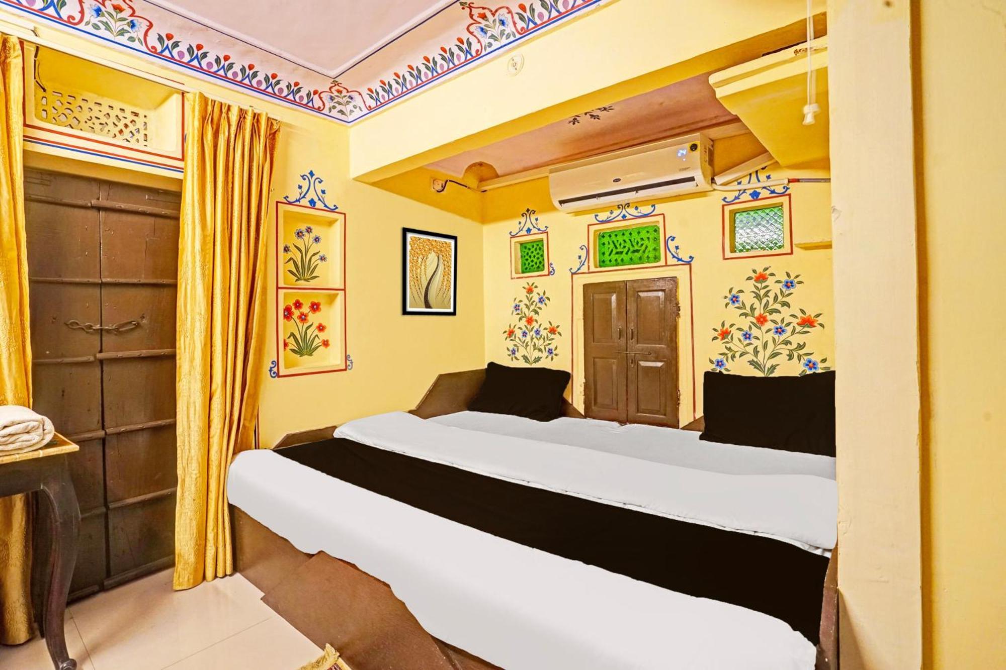 فندق Super Collection O Ramganj Near Hawa Mahal جايبور المظهر الخارجي الصورة